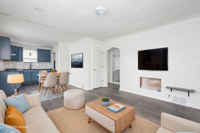 Photo - 12026 Wayburn St