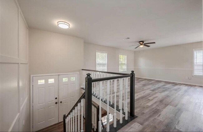 Photo - 5831 Caldicote St