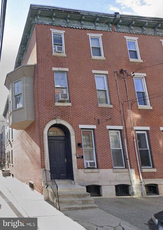 Building Photo - 717 N 16th St Unit 3