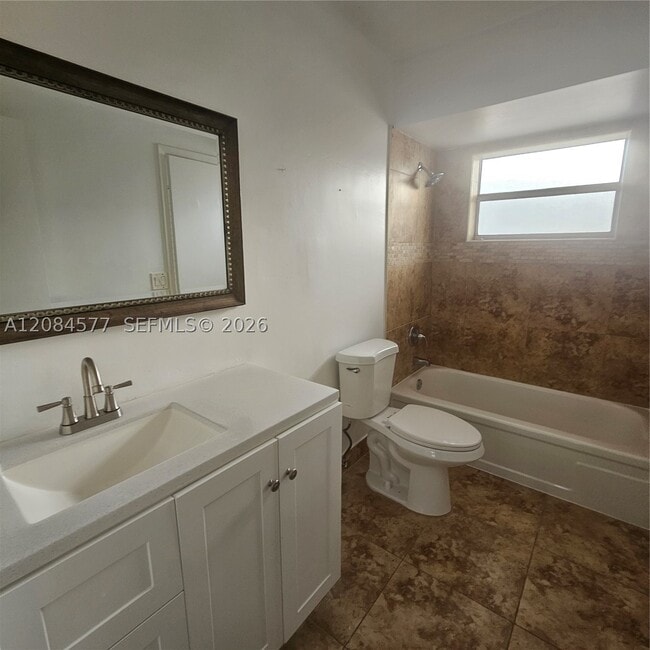 Photo - 5021 W Oakland Park Blvd Unit 204
