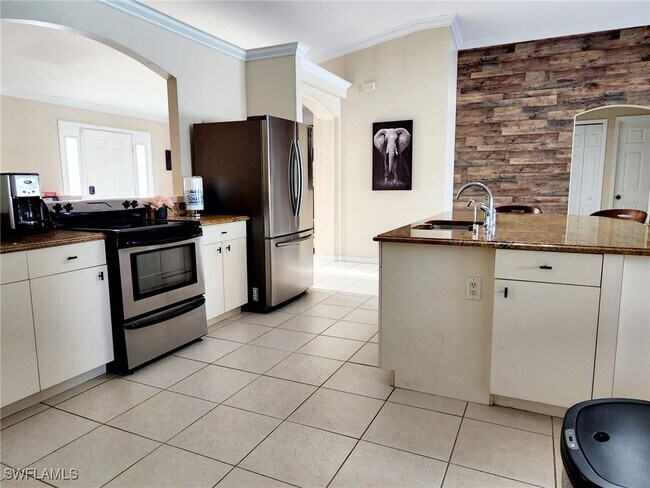 Photo - 101 NW 35th Pl