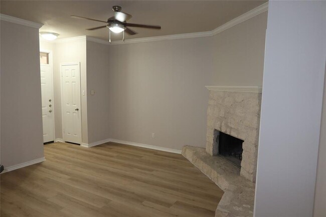 Photo - 6804 N Capital of Texas Hwy Unit 813