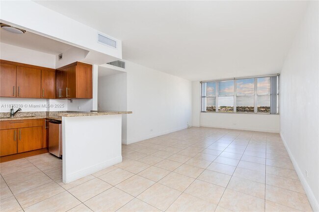 Photo - 7441 Wayne Ave Unit 12I