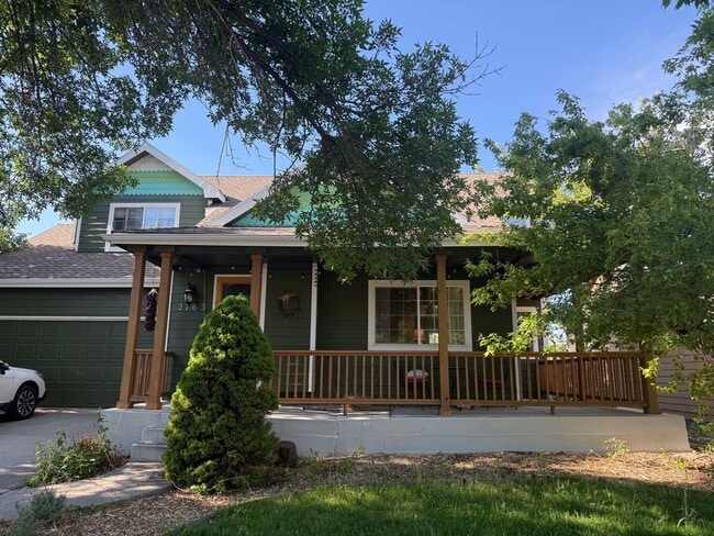 Building Photo - Updated Photos and Paint Coming Soon!