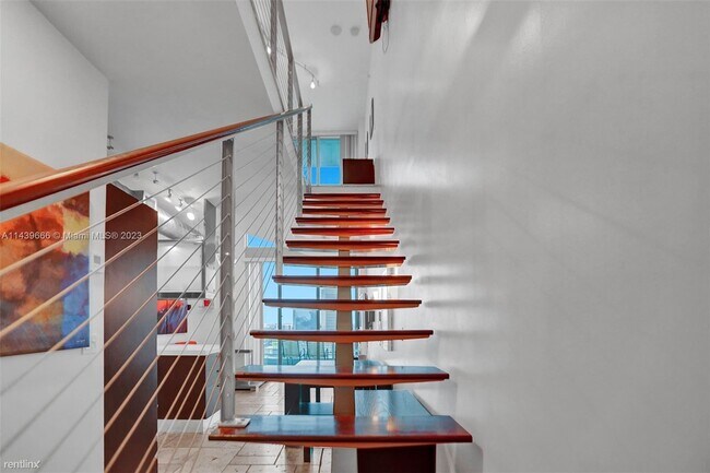 Photo - 1 br, 1.5 bath Condo - 690 SW 1st Ct Apt 2707 Unit Apt 2707