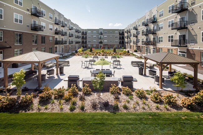 Building Photo - The Edison at Rice Creek I and II Rental