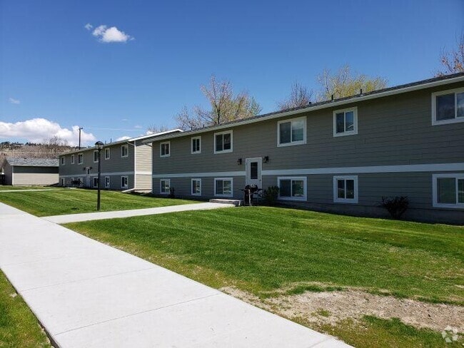 Building Photo - 2 bedroom in Billings MT 59102 Rental