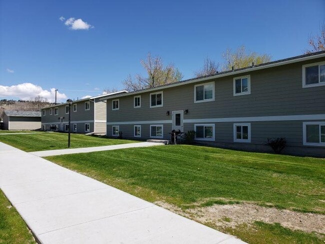 Building Photo - 2 bedroom in Billings MT 59102 Rental