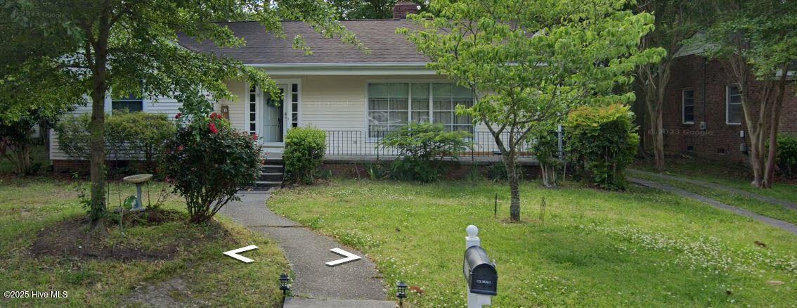 Photo - 1613 Longwood Dr House