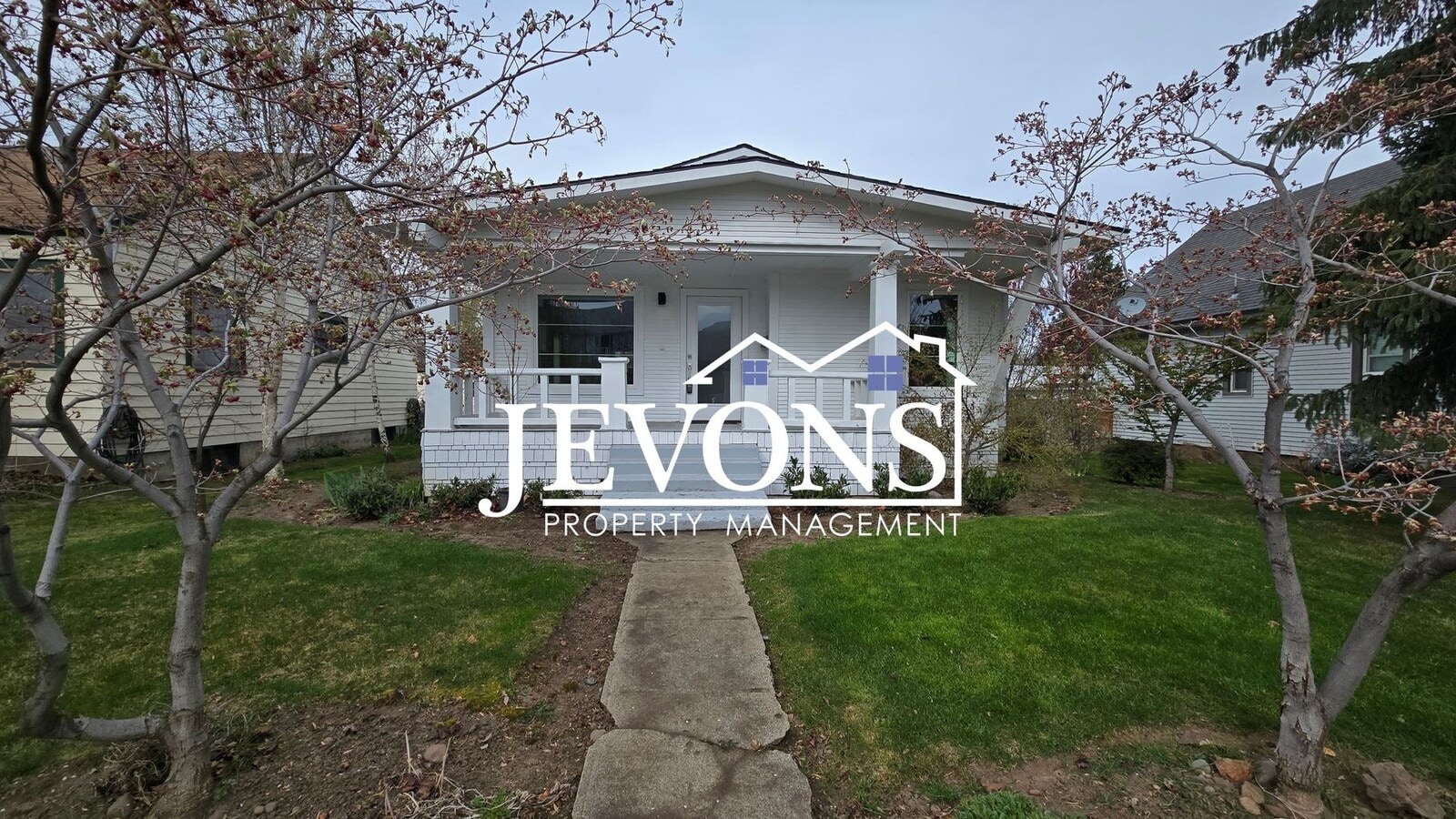 Coming soon! Charming White Bungalow with Modern Upgrades in the Heart of Yakima - Coming soon! Charming White Bungalow with Modern Upgrades in the Heart of Yakima