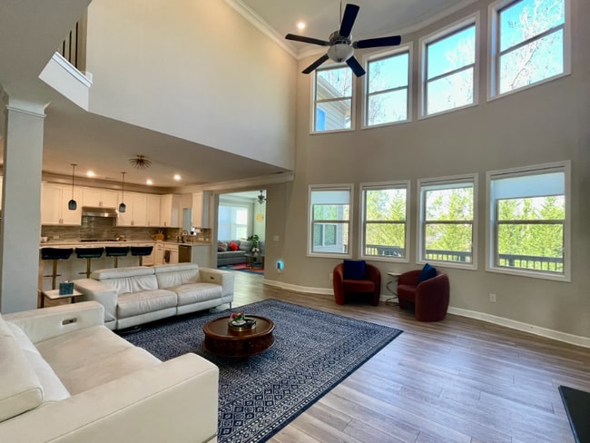 Photo - 6060 Ashborough Park