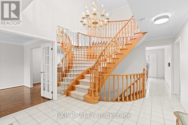 Photo - 61 Dundee Crescent