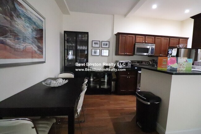 Photo - 50 Craigie St Unit 5