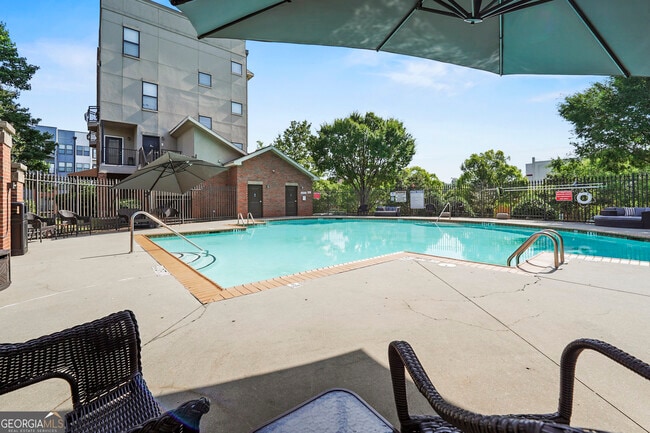 Photo - 898 Oak St SW Unit 1105