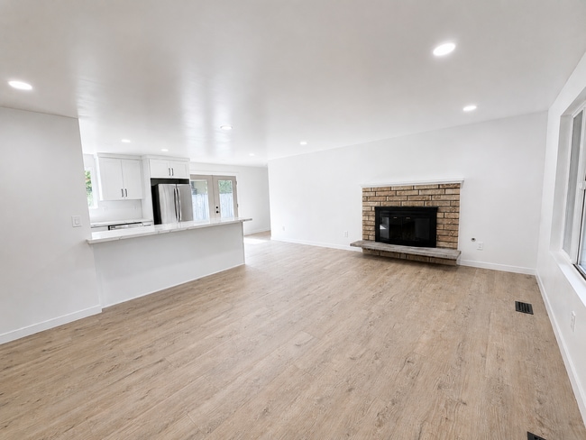 Photo - 15115 110th Ave NE