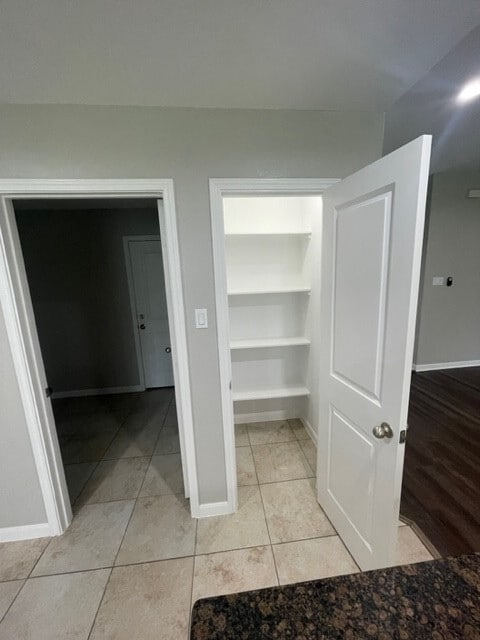 Building Photo - 604 W Willis St