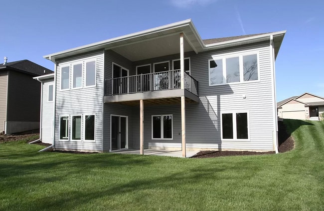 Photo - Beautiful 5 Bed/3 Bath House Available February 1st, 2026!