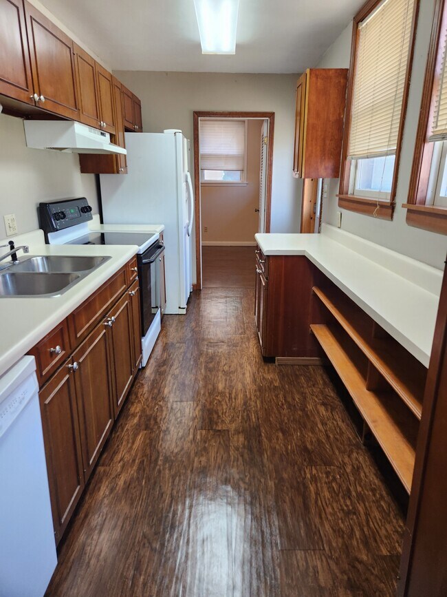 Photo - 303 Themis St Unidad Themis St.  A