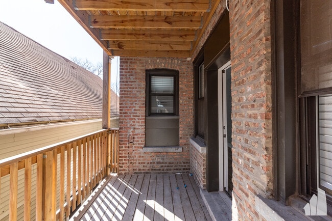 Photo - 3929 N Janssen Ave Unit W3