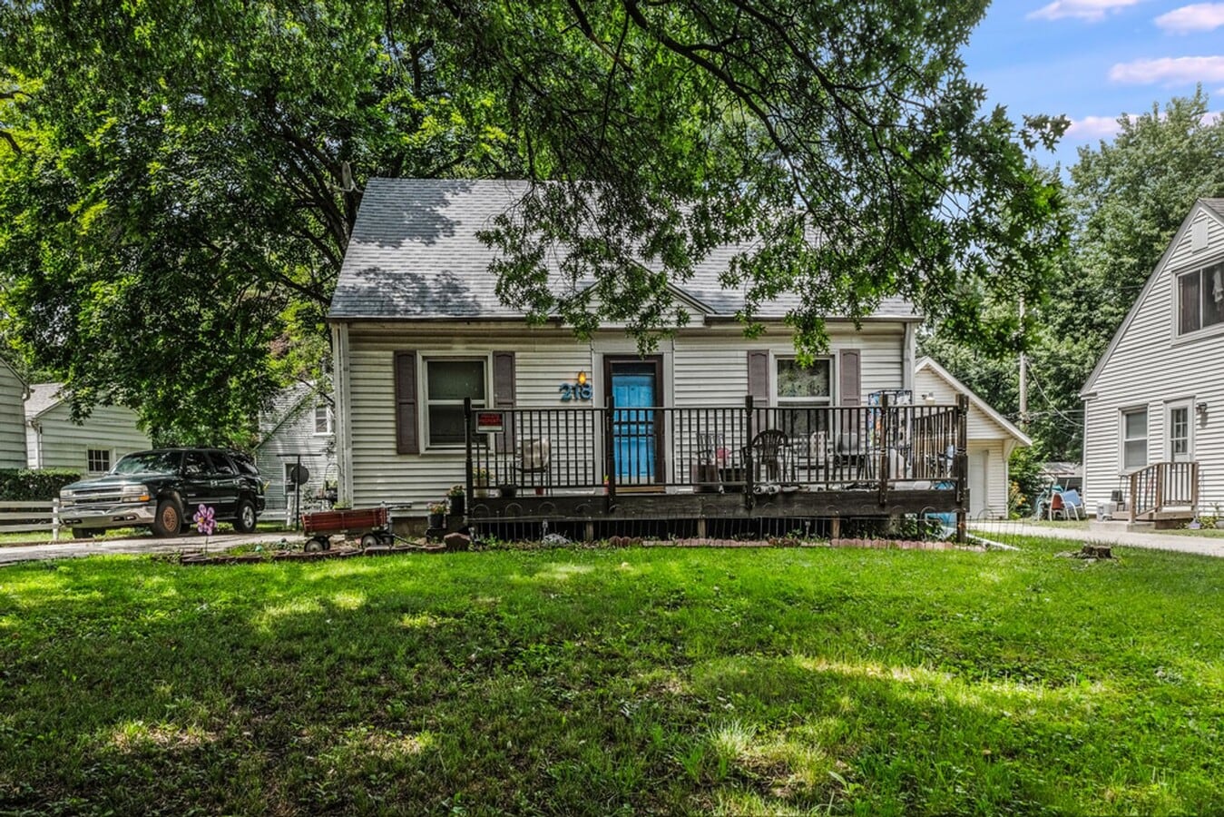 3 BED / 1 BATH HOUSE IN CENTRAL CHAMPAIGN - 3 BED / 1 BATH  HOUSE IN CENTRAL CHAMPAIGN