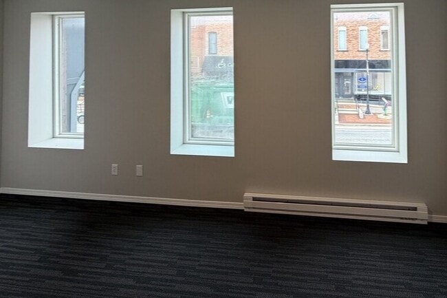 116 W Maumee St