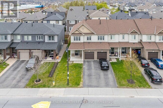 Photo - 940 Kilbirnie Dr