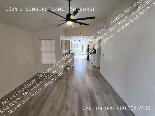 Photo - 1024 E Sunburst Ln Unit Sunburst