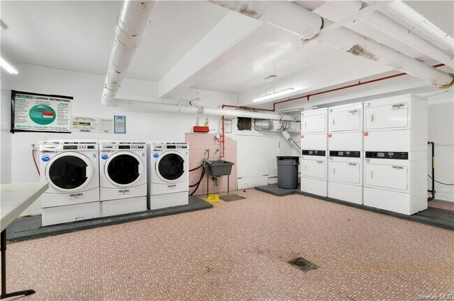 Photo - 900 Lydig Ave Unit LH