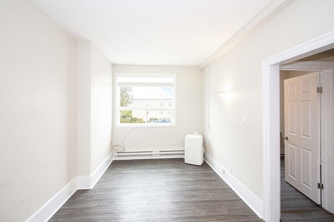 Building Photo - 309 Enfield Apartment