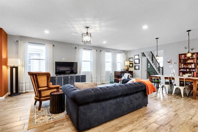 Photo - 2432 Berryville Ln
