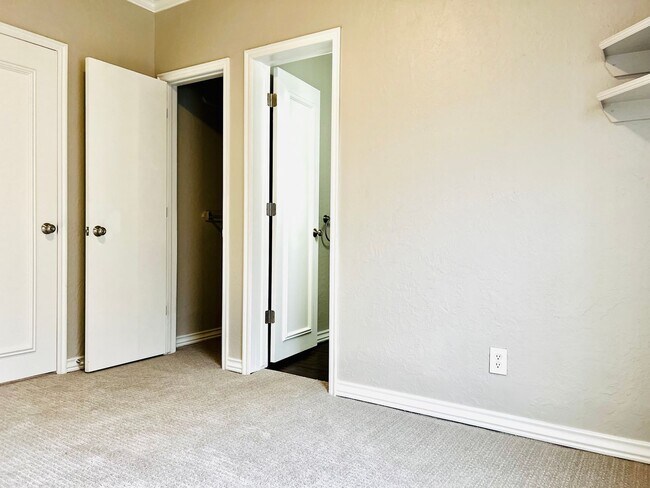 Photo - Charming 2BD 1BA Bungalow Home in El Reno!!