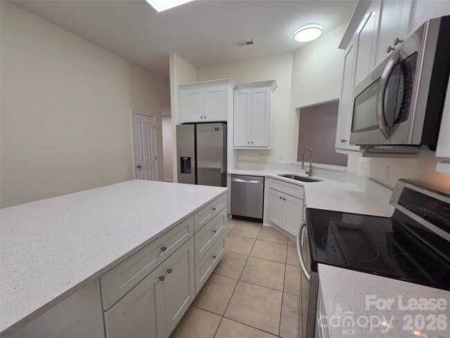 Photo - 112 Spring Grove Dr
