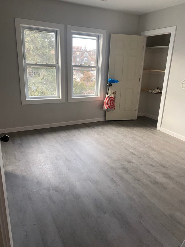 19 Randall St Unit 2nd Floor