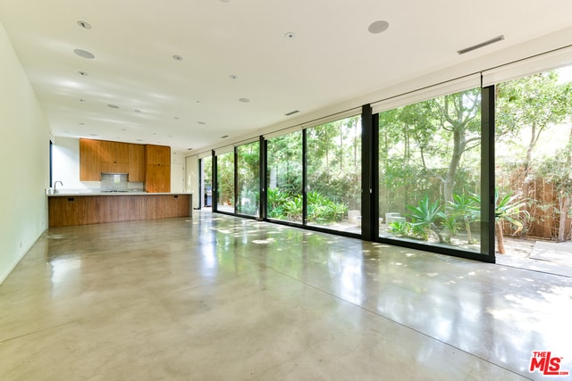 Building Photo - 848 Milwood Ave Rental