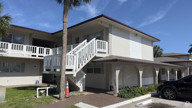 Building Photo - 500 SE 2nd Ave Unit 3 Rental