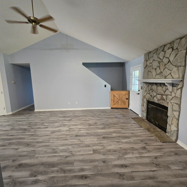 Photo - 4265 Antioch Rd