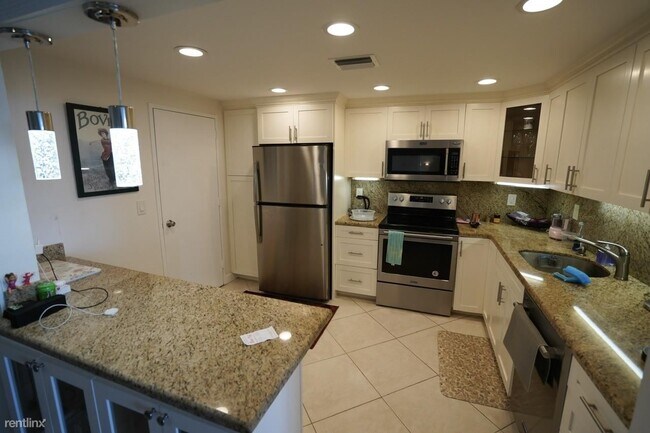 Photo - 2 br, 2 bath Condo - 2851 S Ocean Blvd Apt 5P Unidad Apt 5P