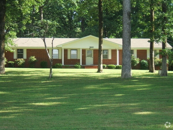 Building Photo - 3610 Hudson Dr Rental