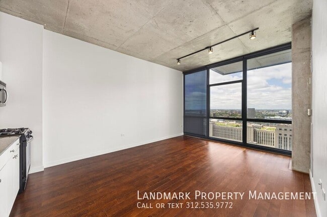 Photo - 235 W Van Buren St Unit 3313