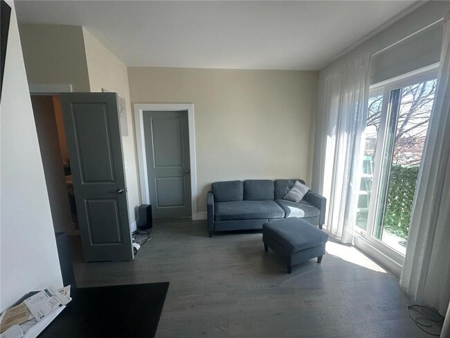 Photo - 33 Ridgefield Ave Condo Unit 1