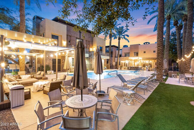 Photo - 4803 N Woodmere Fairway Unit 1011