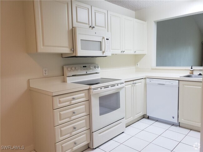 Building Photo - 240 Timber Lake Cir Unit D202 Rental