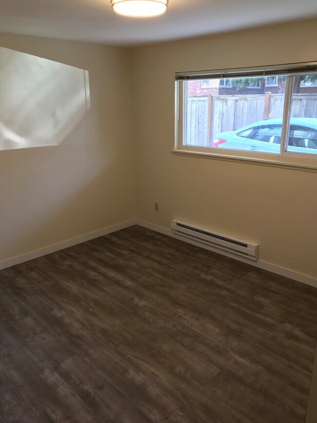 1215 Queen Anne Ave N Unit 3