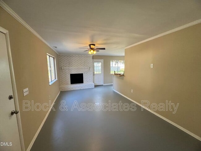 Photo - 1120 Savannah Dr