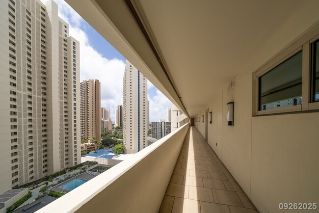 Photo - Luxury 3 Bed 2 Bath in the Allure