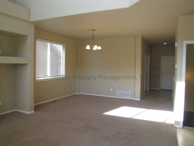 Photo - Spacious 3 Bedroom House in Southeast Colorado Springs