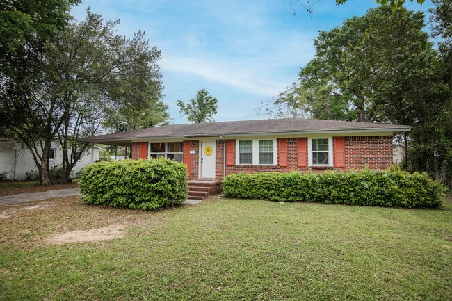 Photo - 3831 Forest Glen Dr