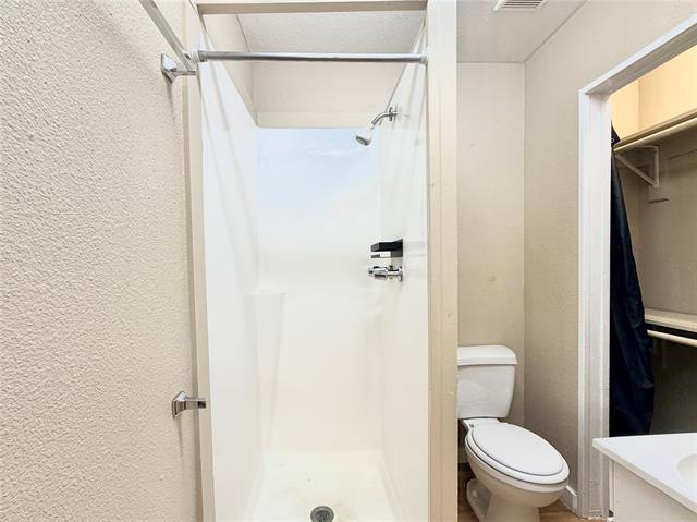 Photo - 1002 Gregg St