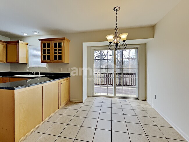 Photo - 679 Whispering Breeze