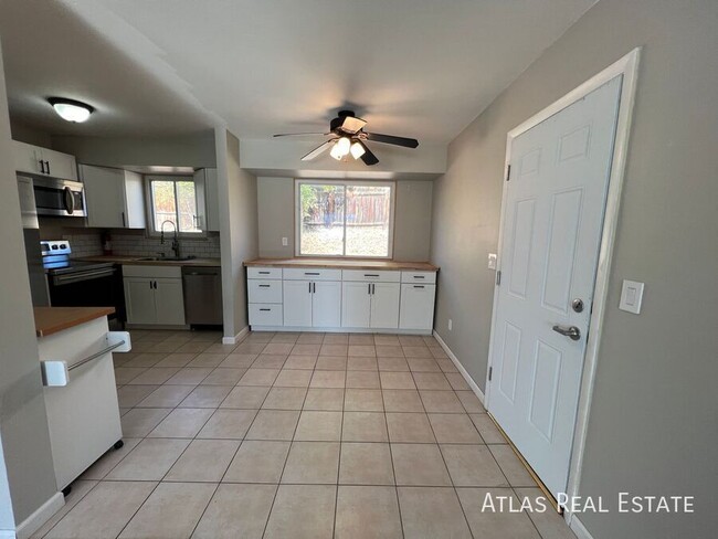 Photo - 2720 El Capitan Dr